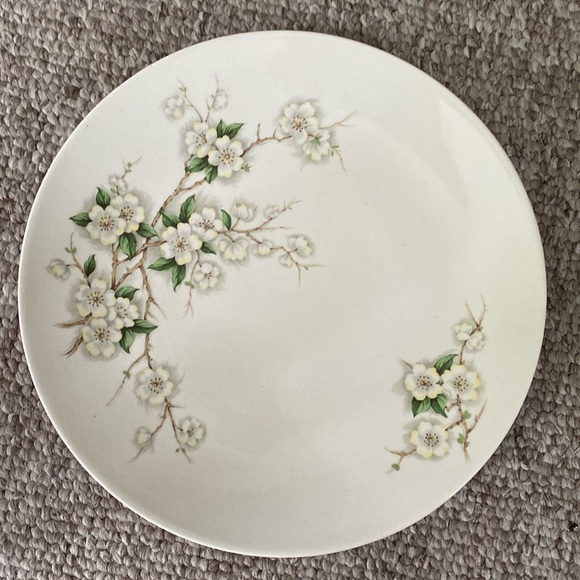 Royal Staffordshire by Clarice Cliff. Blossom. Dinner plate 9” diameter - Picture 1 of 4